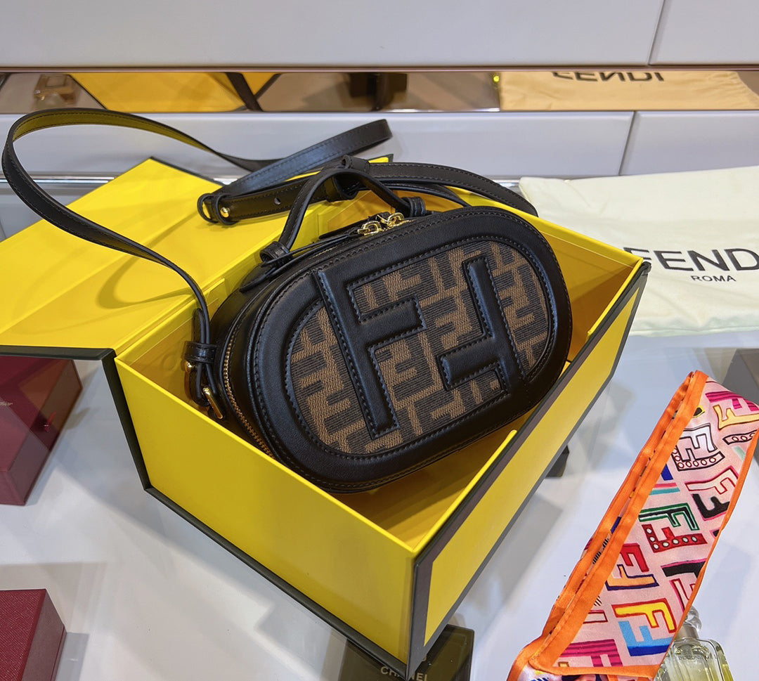 EN - New 1:1 rep  Bags FEI 242