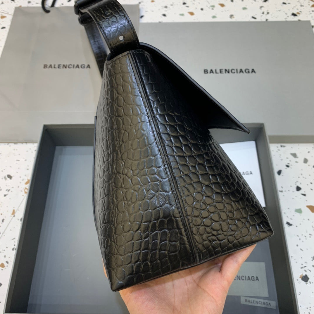 Top Quality Downtown MeTop Qualityum Shoulder Bag In Black, For Women,  Bags 12.6in/32cm