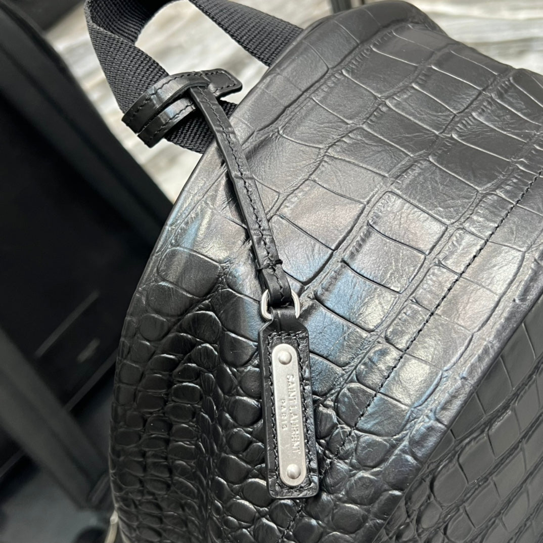 YSSL City Backpack Black For Women, Women’s Bags 16.1in/41cm YSL‎ 534967DZE2F1000