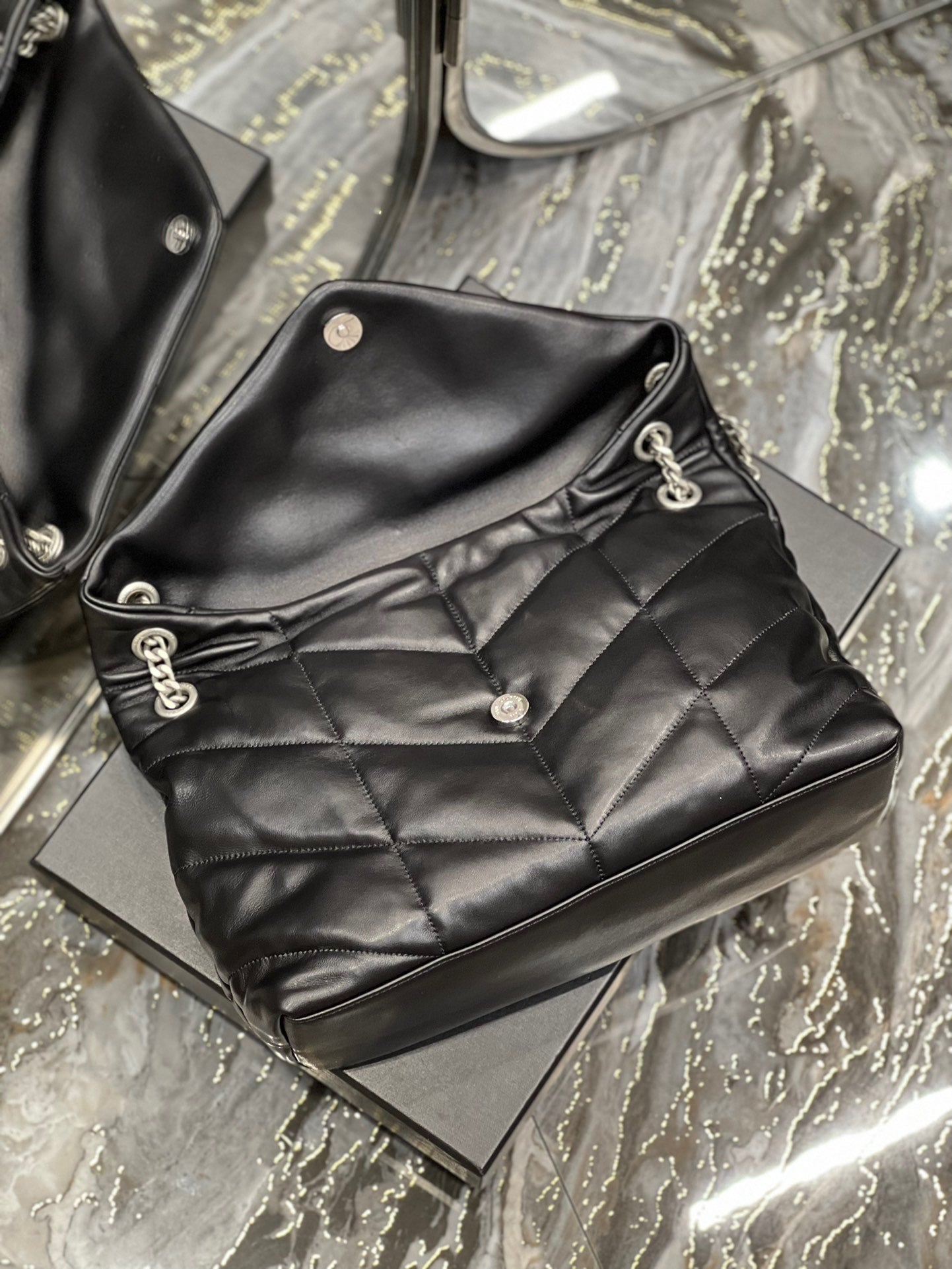 EN - New 1:1 rep Bag SLY 235