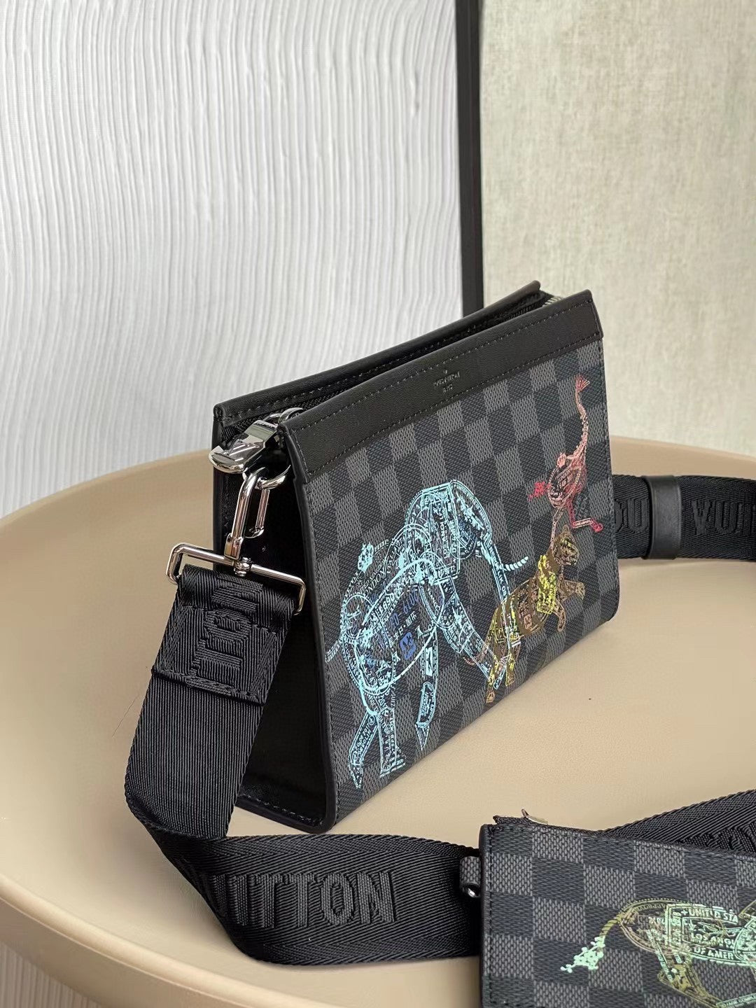 Top Quality Gaston Wearable Wallet Damier Graphite For Men, Bags, Shoulder And Crossbody Bags 8.7in/22cm Top Quality N64608