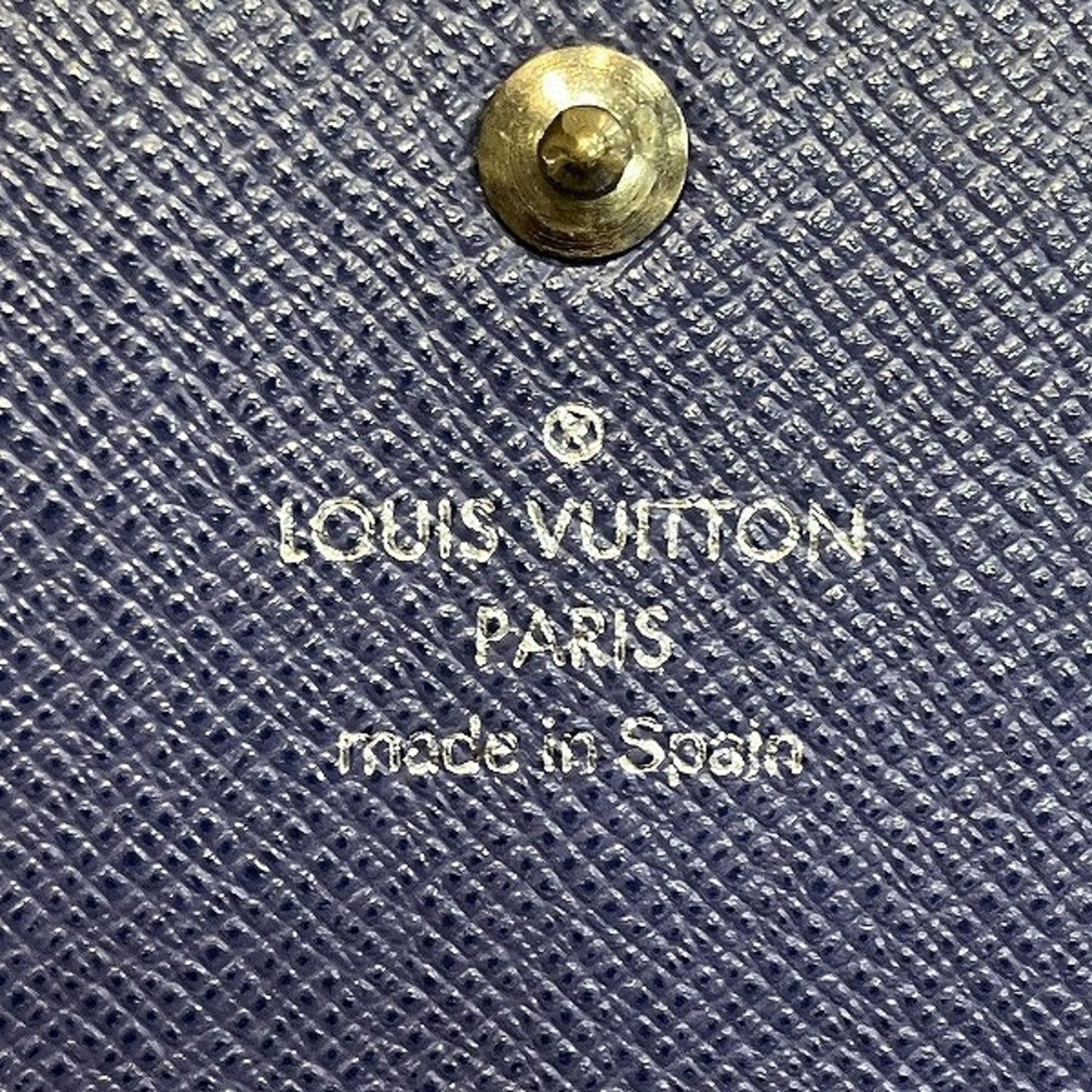 Louis Vuitton Epi  Epi Leather Long Wallet (Tri-Fold)