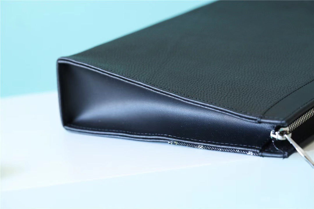 Top Quality Pochette Voyage MM Monogram Drip Black By Nigo For Pre-Spring, Travel Accessories 27cm Top Quality M45961