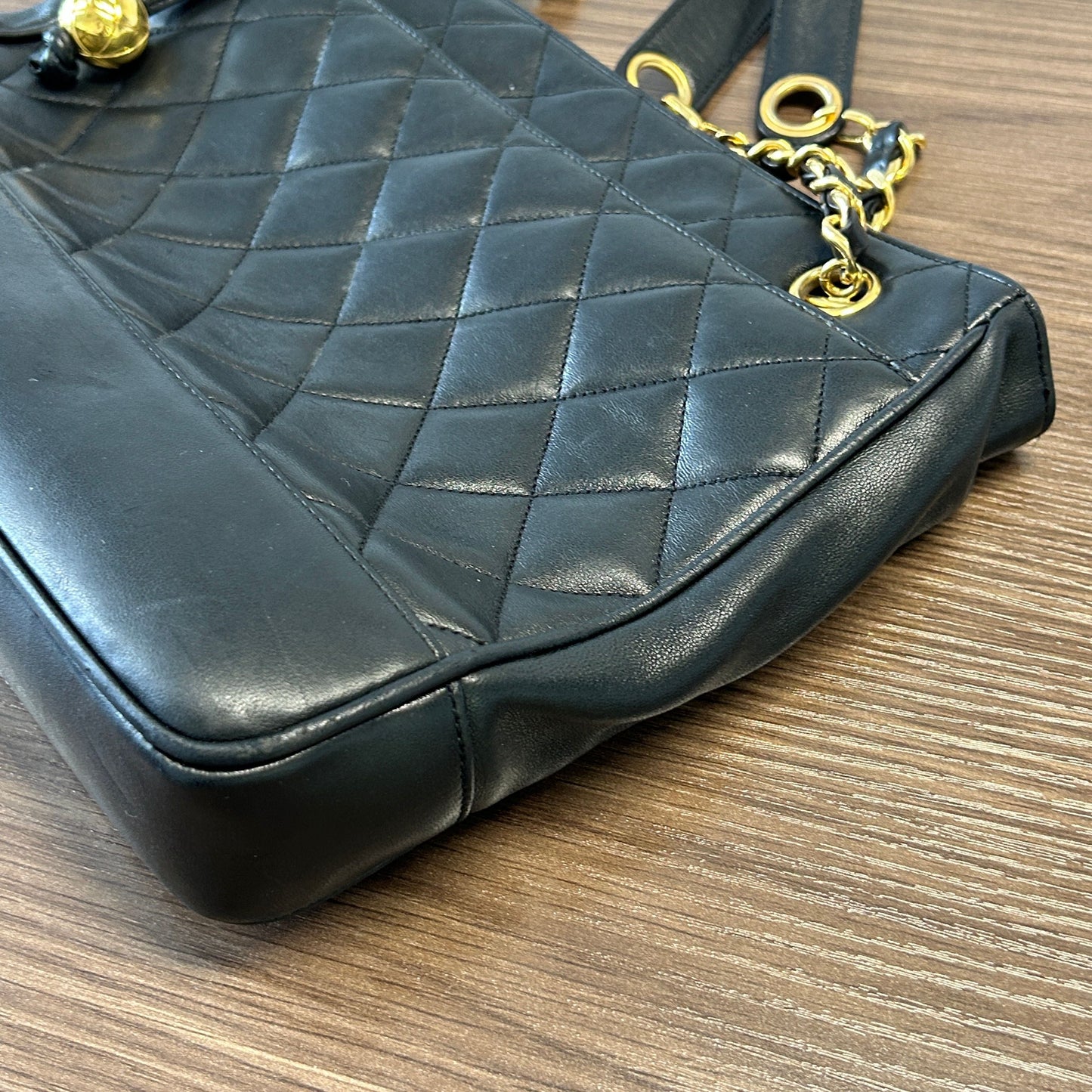 CHANEL | Bags | Chanel Cc Quilted Chain Shoulder Tote Bag Leather   Great Condition LB121662