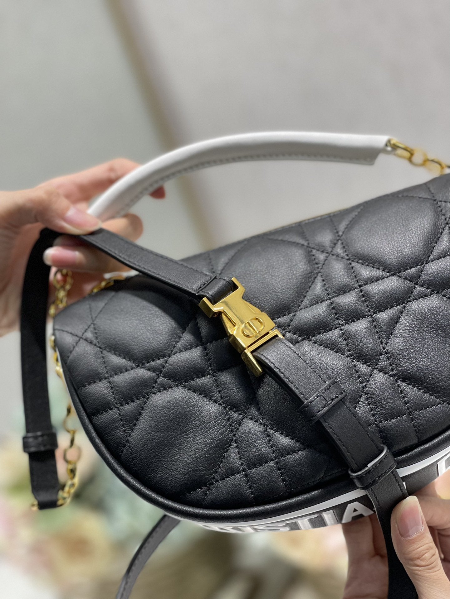 Top Quality Small Vibe Hobo Bag Black Cannage, Black Handbags, Crossbody Bags, 20cm CD M7200ONOA_M911