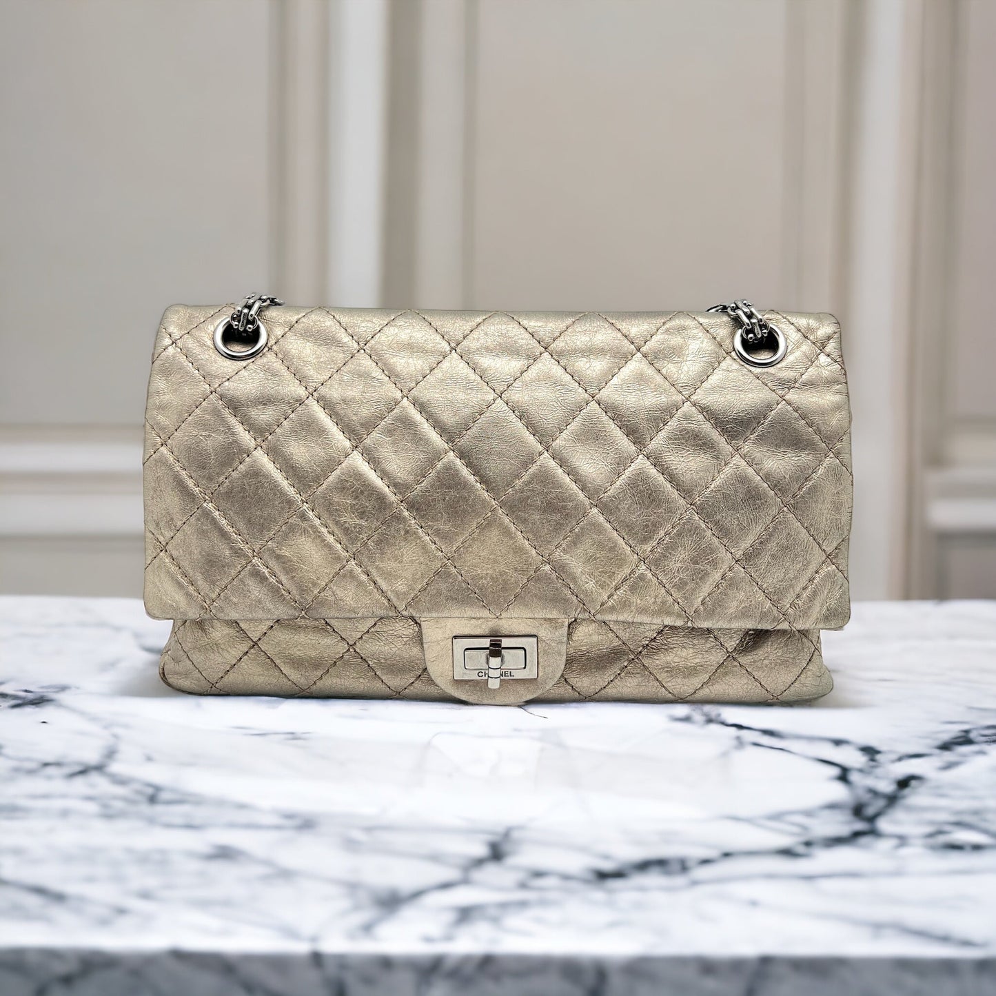 Chanel 2.55 Doré Moyen Sac