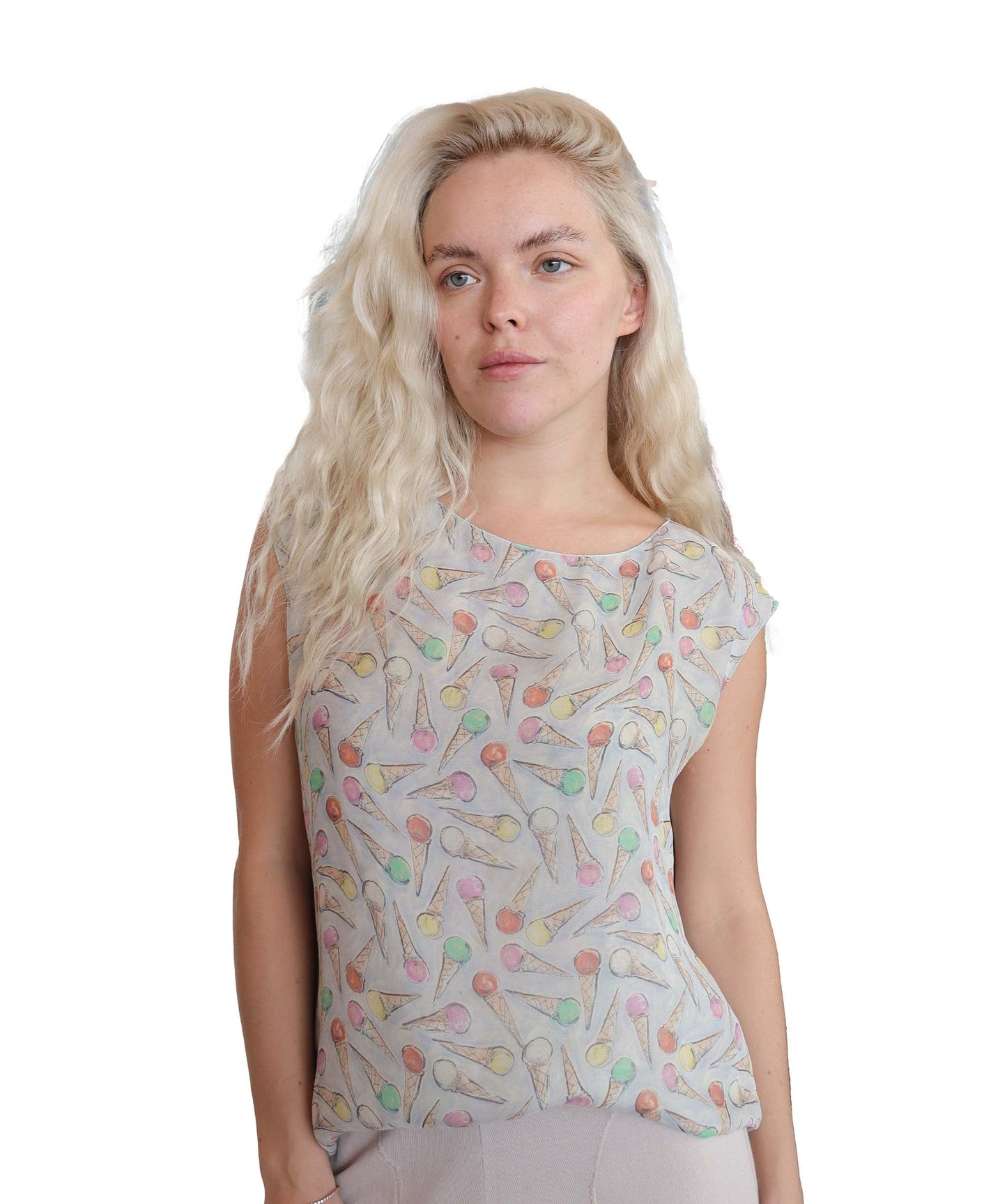 chanel 04c ice cream silk top DXBS2540