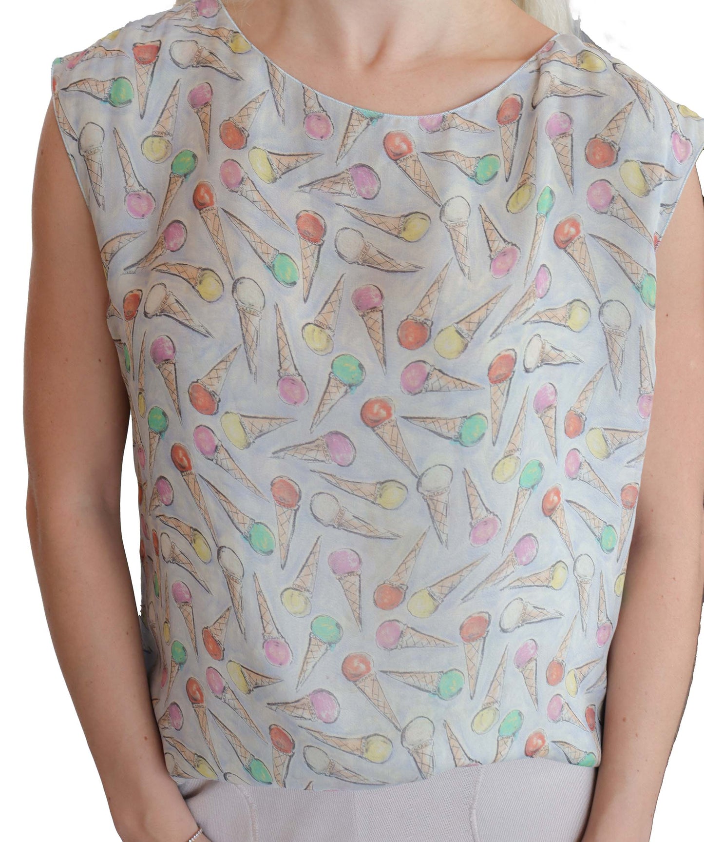 chanel 04c ice cream silk top DXBS2540