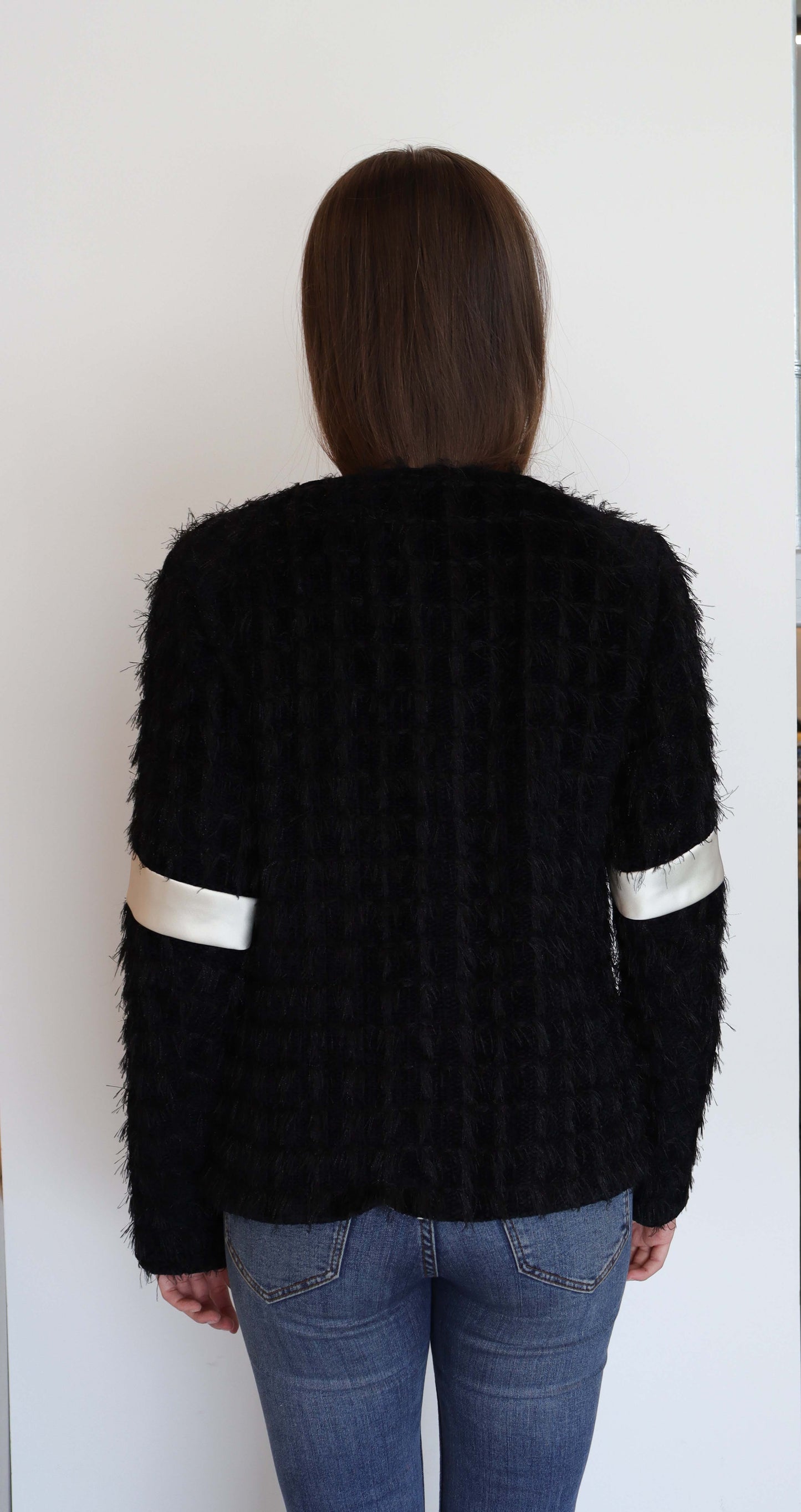 chanel  black white tweed jacket  DXBS2459