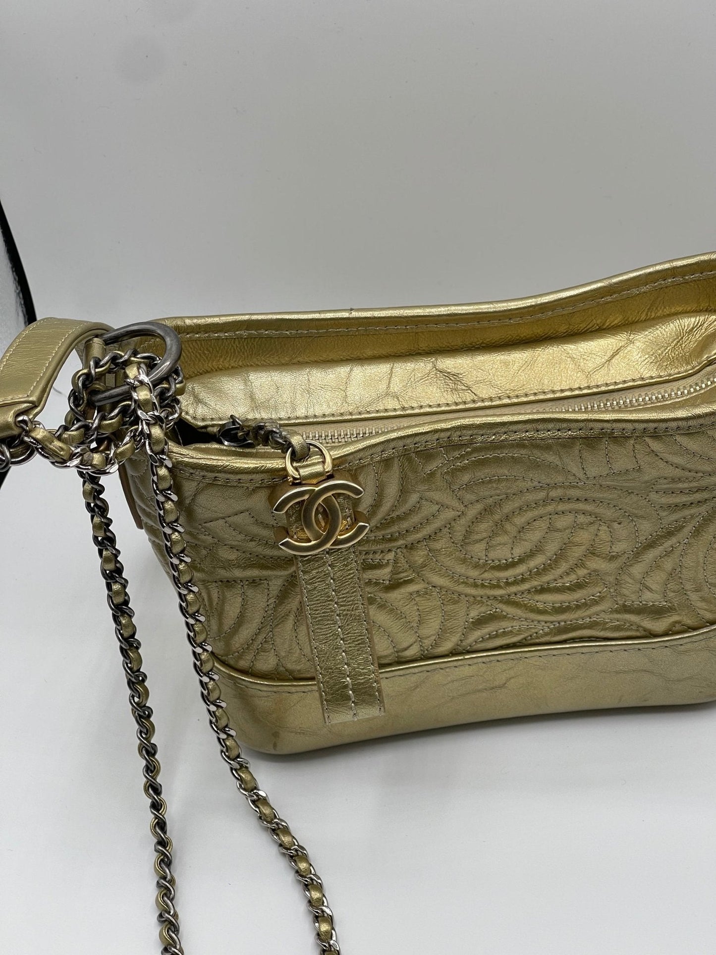 Chanel - Sac mini Gabrielle doré