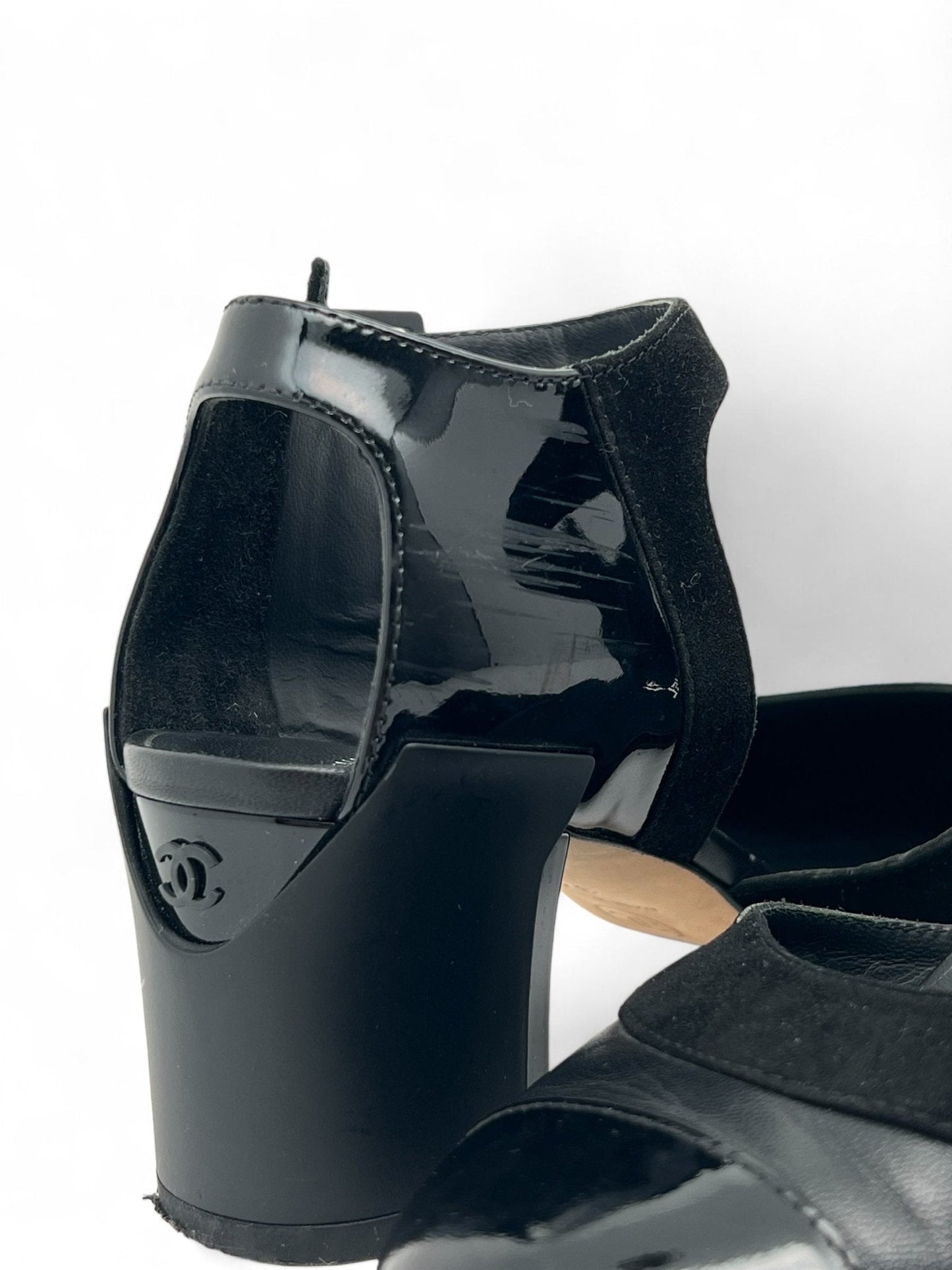 Chanel - Talon Noir Vernis