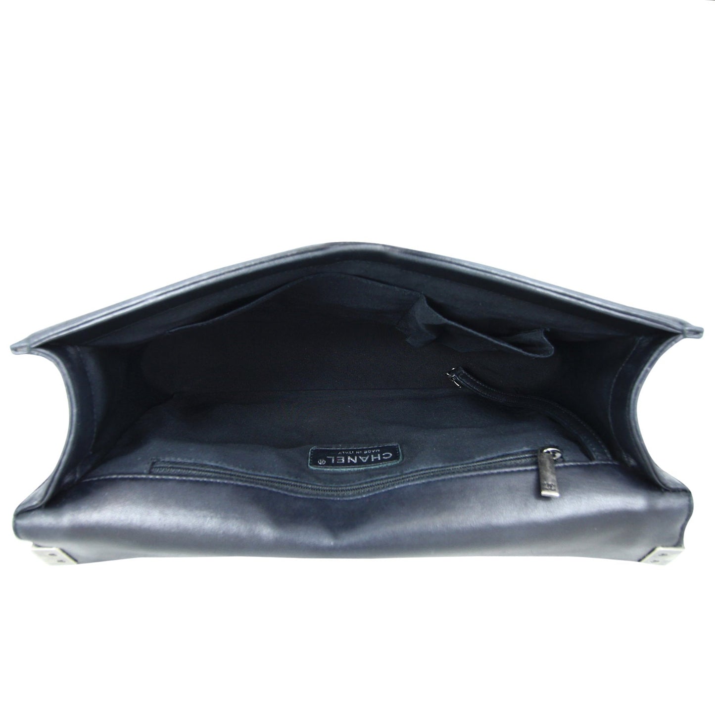 Chanel Boy Large | 19 Series