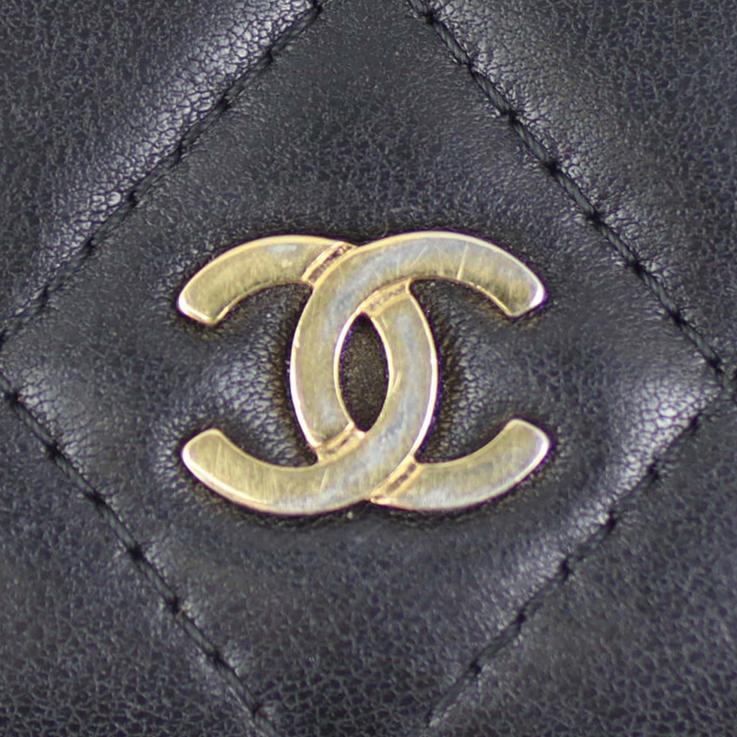 Chanel CC Yen Wallet