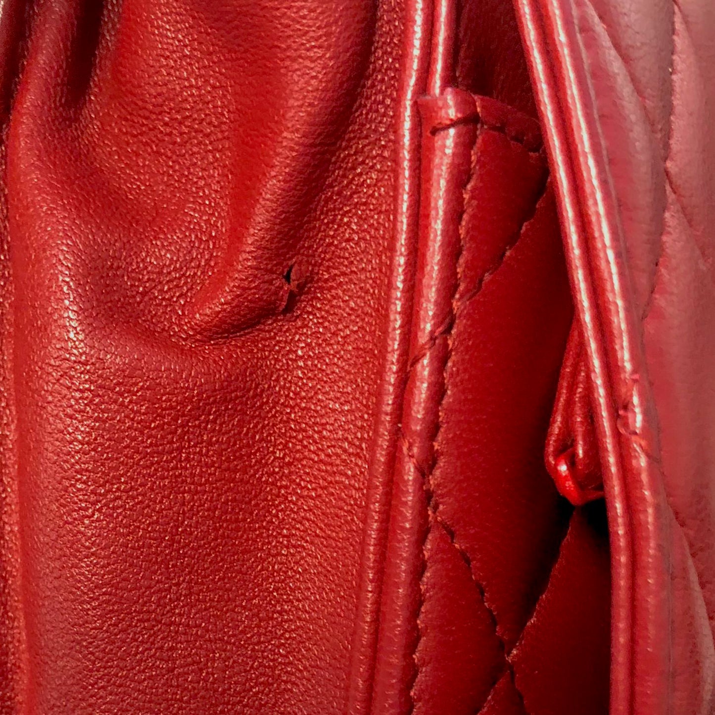Chanel Classic Wallet on Chain | Red