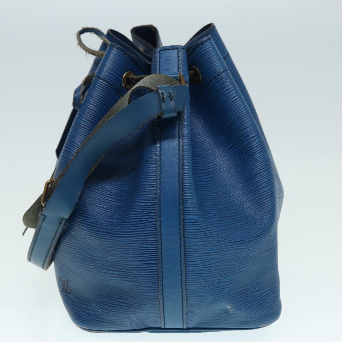 LOUIS VUITTON Epi Petit Noe Shoulder Bag   Blue M44105 LV Auth cl858