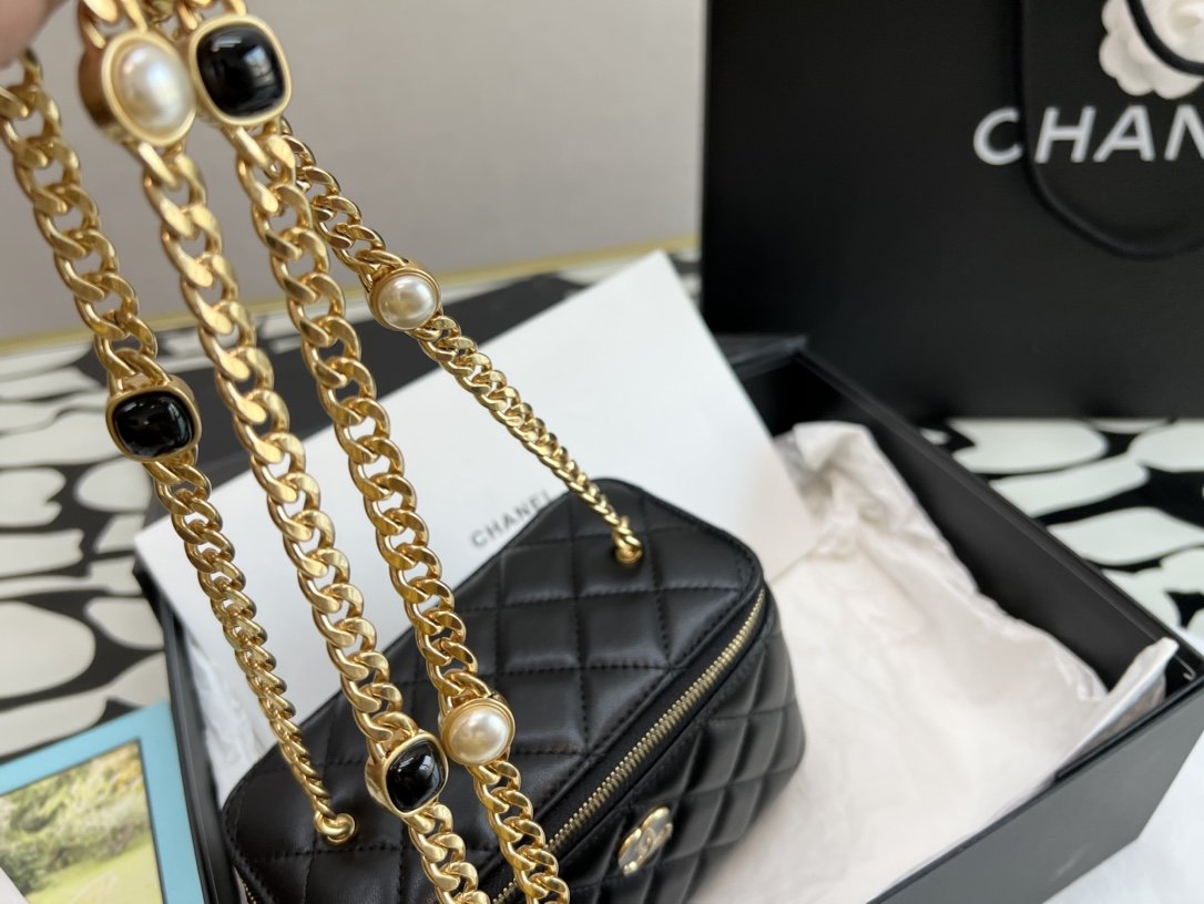 CHLVanity With Chain Black For Women, Women’s Bags 6in/16cm