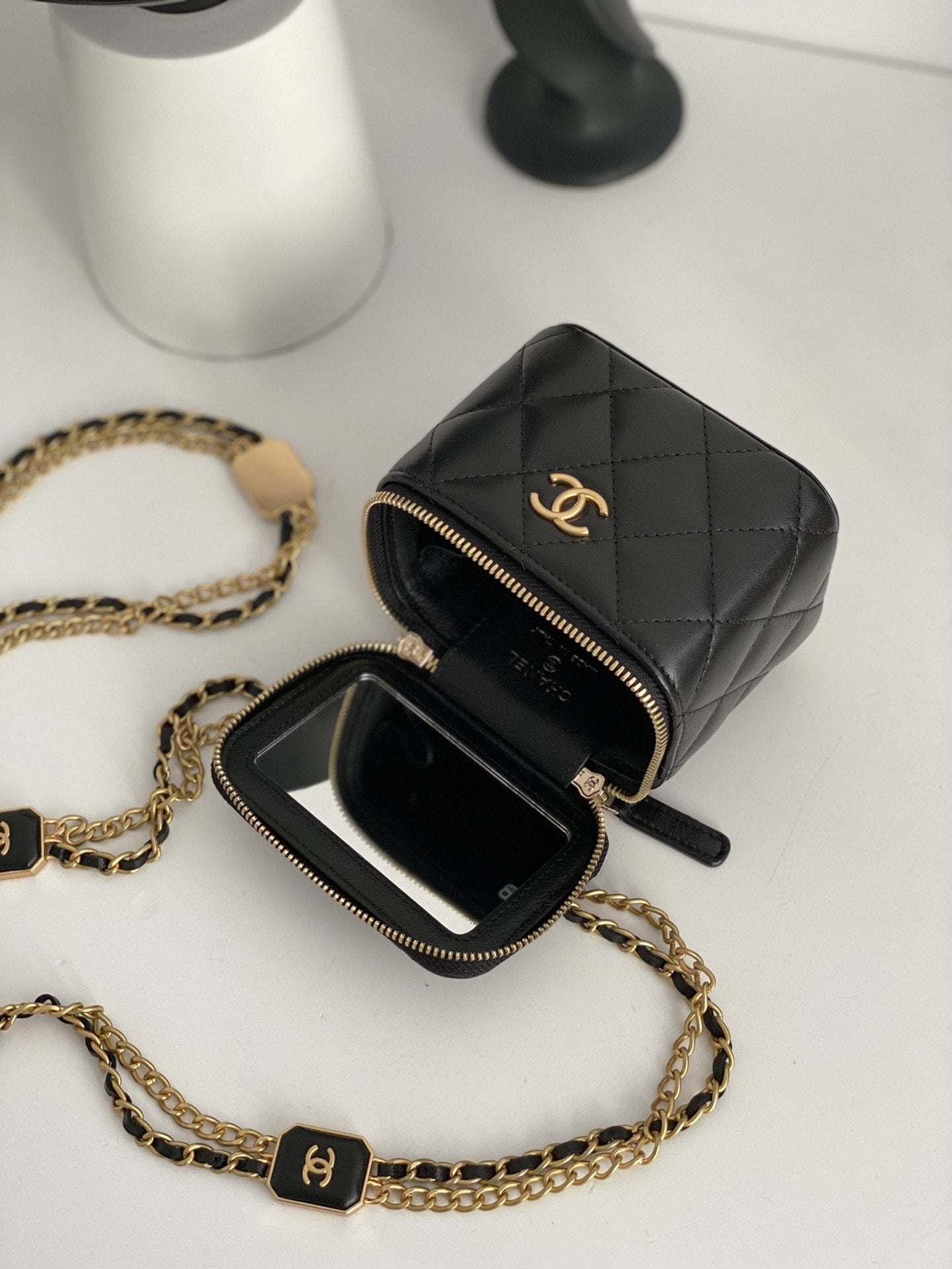 CHLSmall Vanity With Chain Black For Women, Women’s Bags 4.3in/11cm