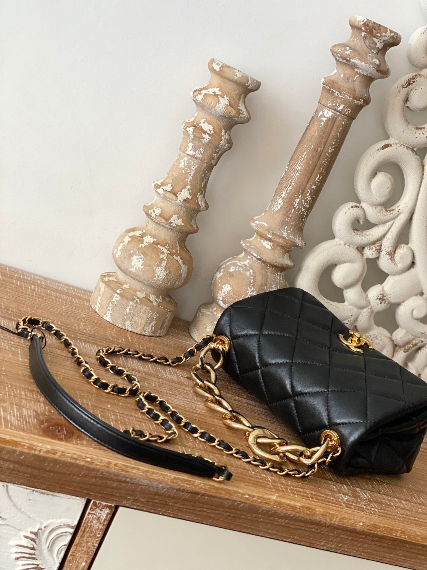 CHL Classic Diamond Flap Bag Black For Women, Women’s Bags 9.1in/23cm