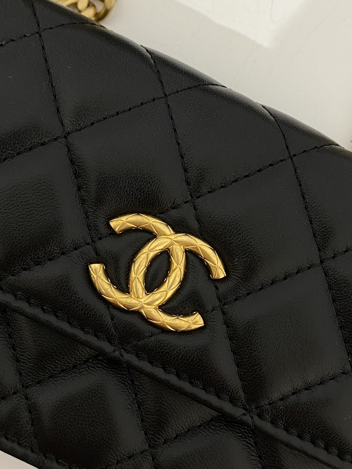 CHLWallet With Strap Black For Women Bags 6.7in/17cm