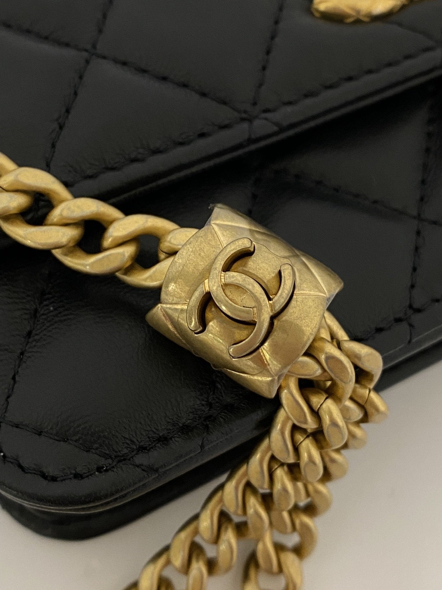 CHLWallet With Strap Black For Women Bags 6.7in/17cm