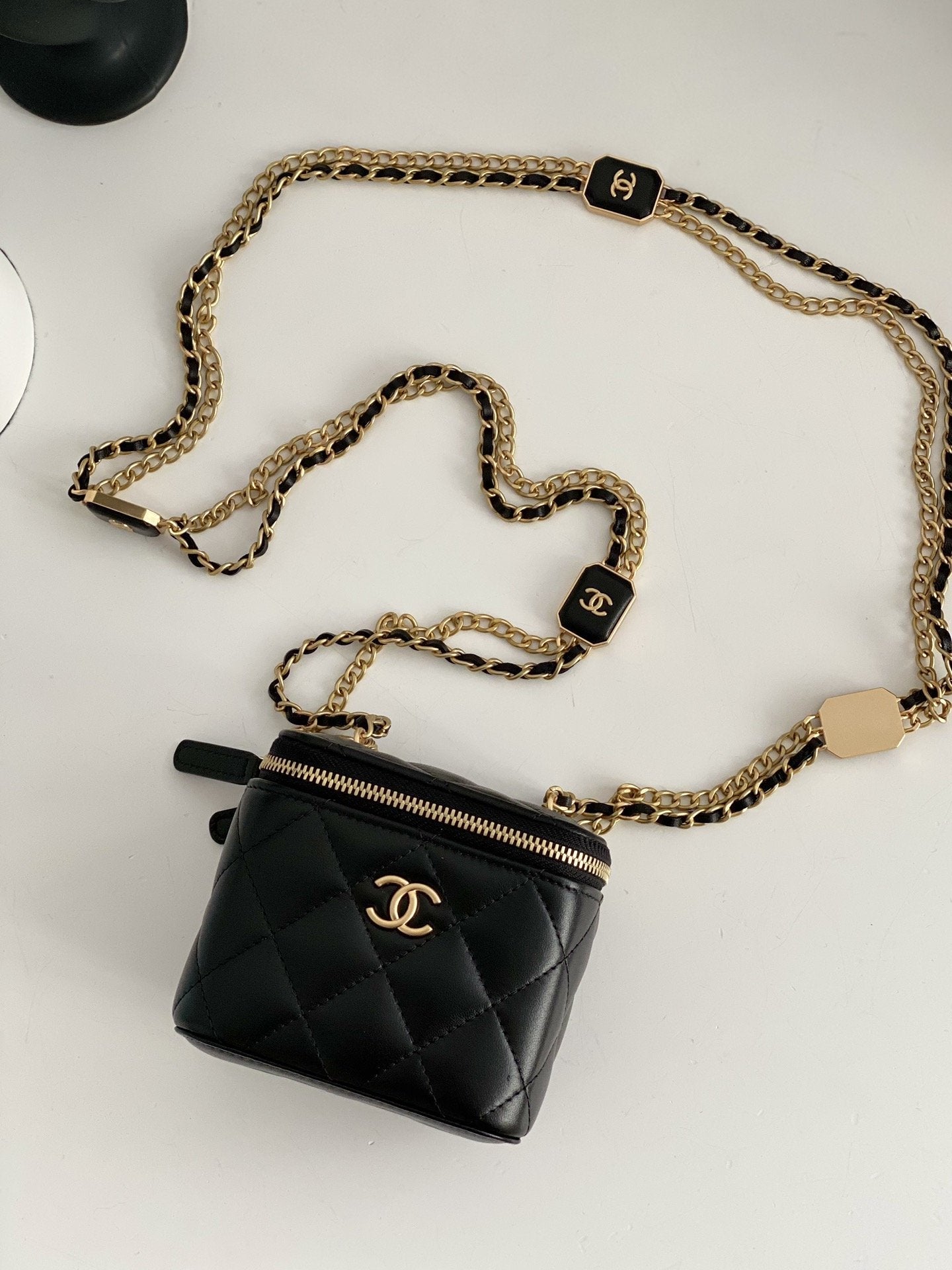 CHLSmall Vanity With Chain Black For Women, Women’s Bags 4.3in/11cm