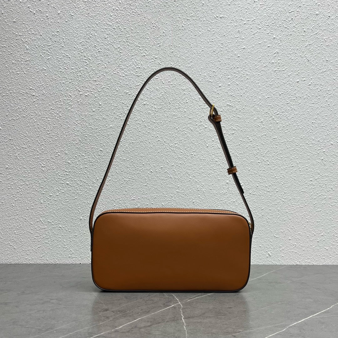Top Quality Camera Shoulder Bag Cuir Triomphe Brown For Women 10in/26cm 199183DU3.04LU