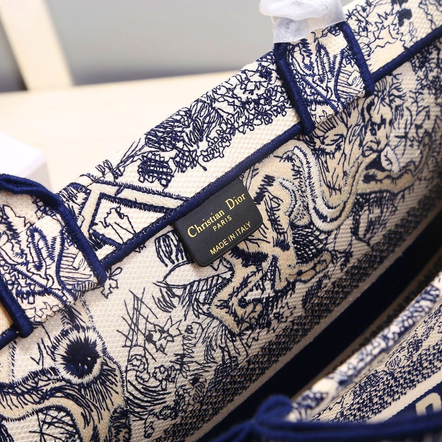 Top Quality Large Book Tote For Women 16.5in/42cm CD M1286ZRIW