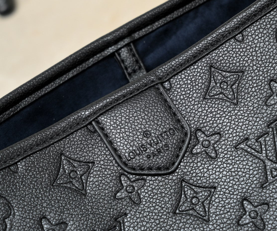 EN - Luxury Bags LUV 806