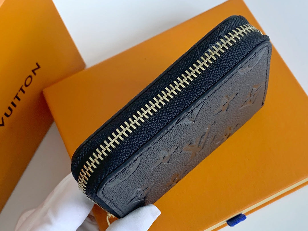 EN - New 1:1 rep  Wallet LUV 124