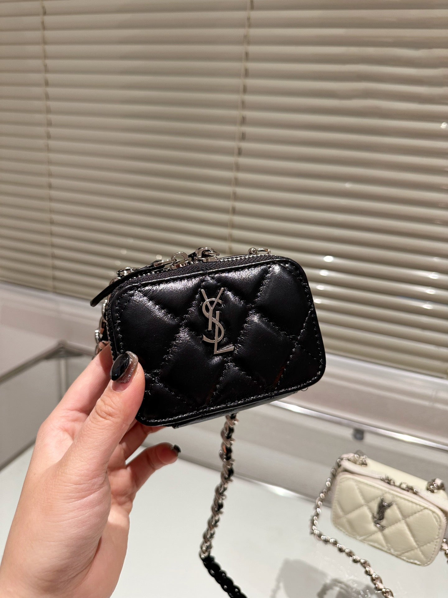 EN - Luxury Bags SLY 304