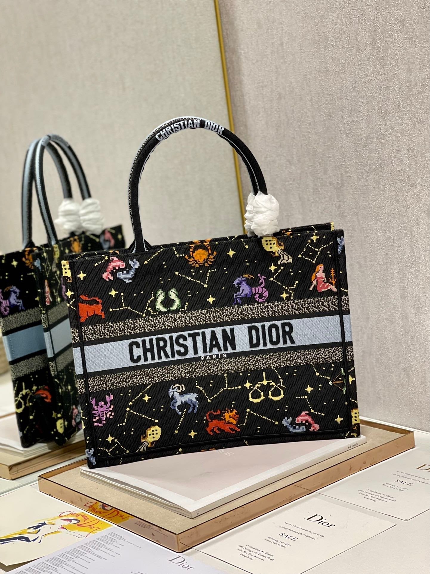 Top Quality MeTop Qualityum Book Tote Black Multicolor, For Women, Womens Handbags 14in/36cm CD M1296ZRTY_M911