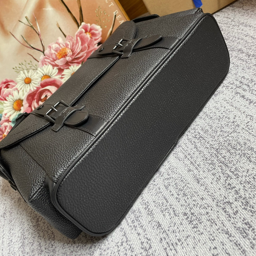 Top Quality Christopher Messenger Taurillon Black For Men, Bags, Shoulder And Crossbody Bags 11.4in/29cm Top Quality M58476