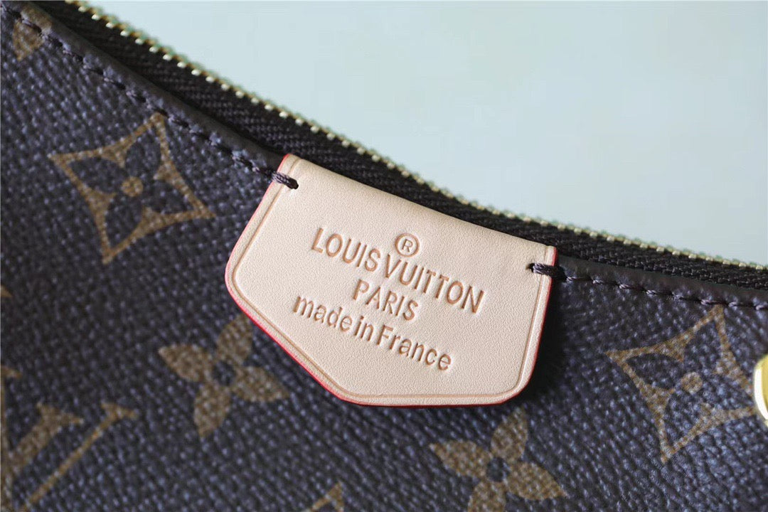 Top Quality Easy Pouch On Strap Monogram Canvas For Women,  Shoulder And Crossbody Bags 19cm/7.5in Top Quality