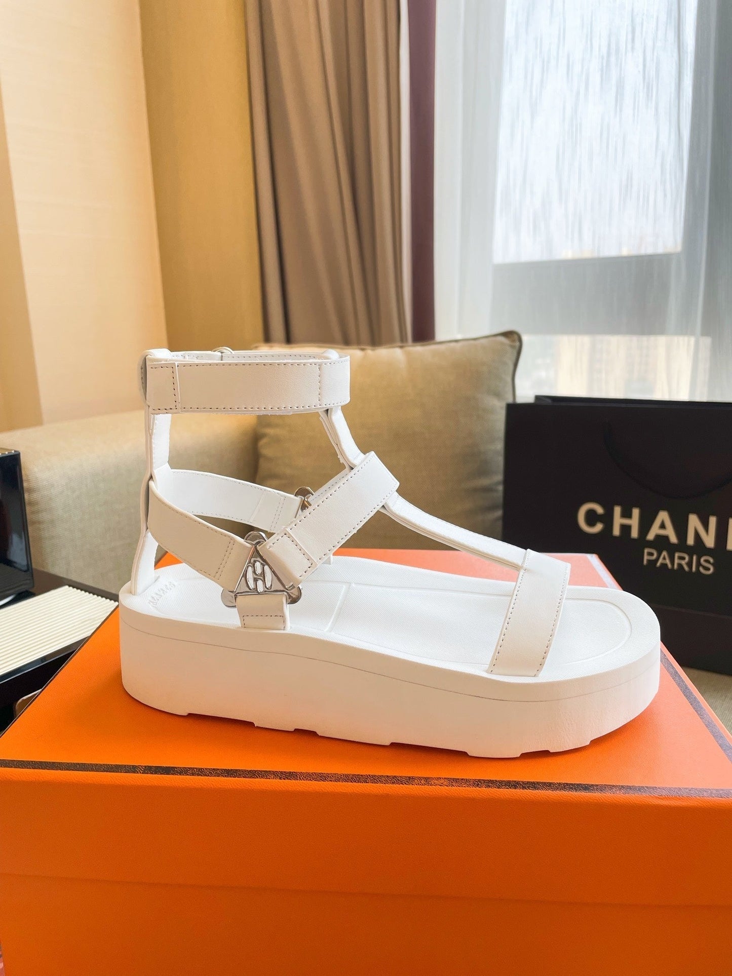 New 1:1 rep HM HIGH HEELS 054