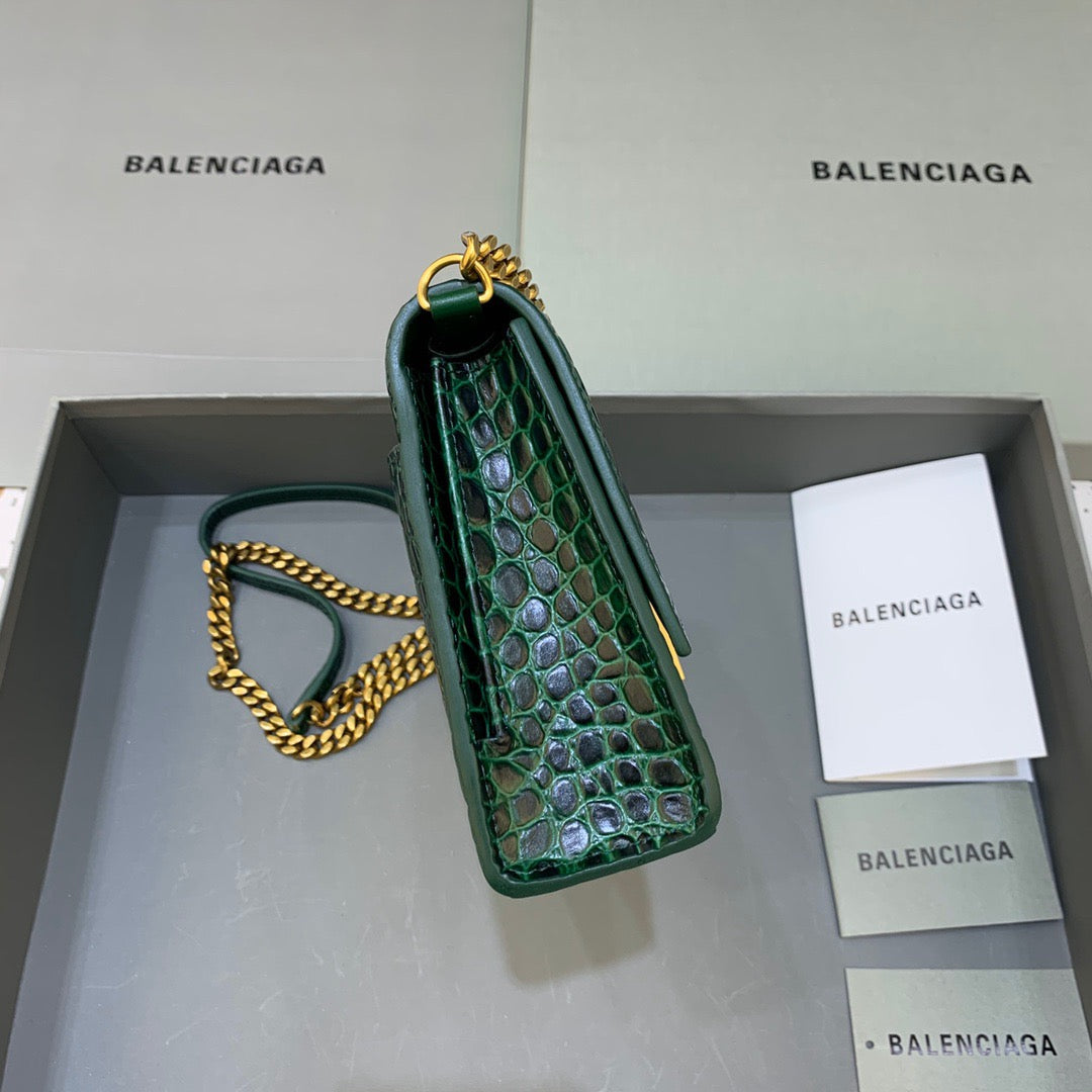 Top Quality Hourglass Wallet On Chain in Dark Green, For Women,  Bags 9in/23cm