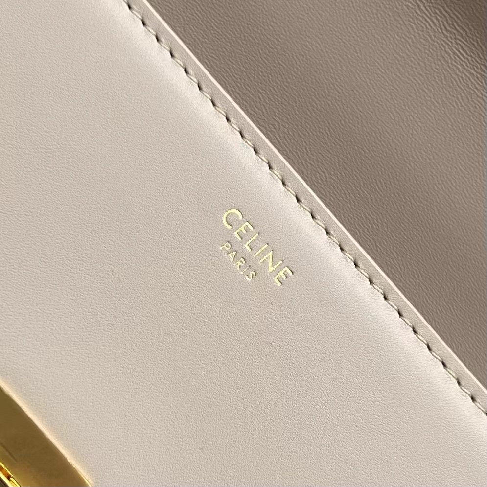 Top Quality Chain Box Triomphe Bag Beige For Women 9in/22cm 