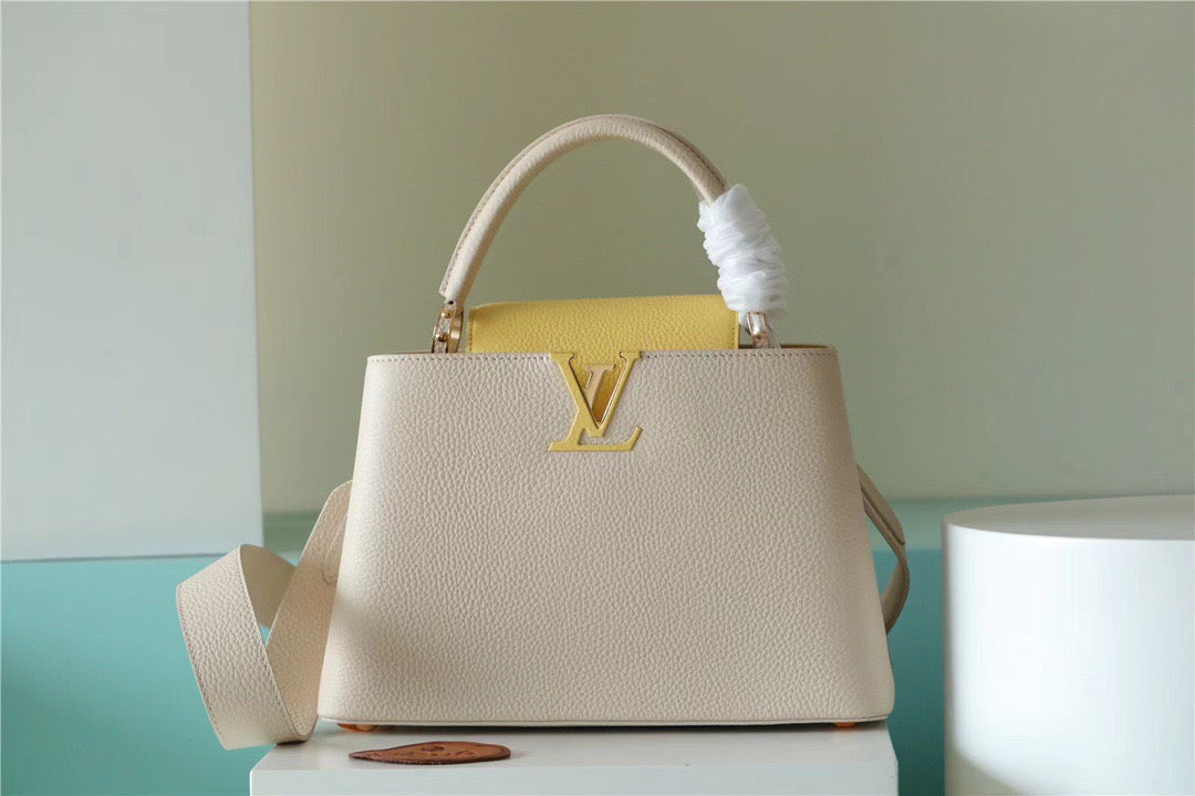 Top Quality Capucines MM Taurillon Creme Beige/ Plume Yellow Berlingot For Women, Womens Bags, Shoulder And Crossbody Bags 12.4in/31.5cm Top Quality M59883