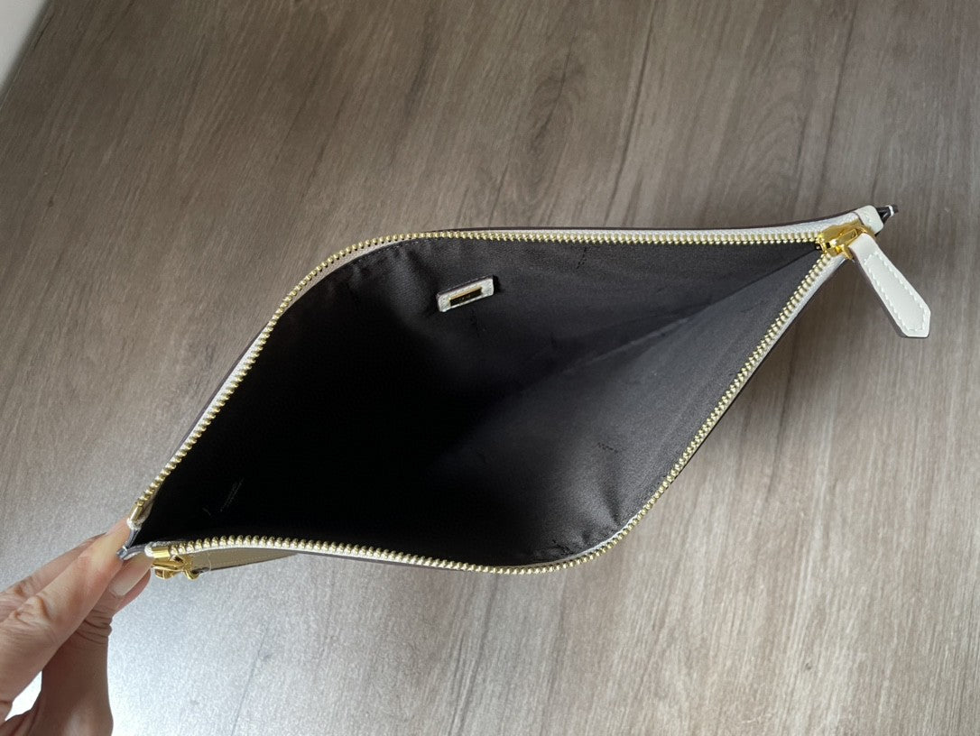 FI Top Qualityat Pouch White Large Pouch Bag For Woman 34cm/13in 8N0178AC9LF0K7E