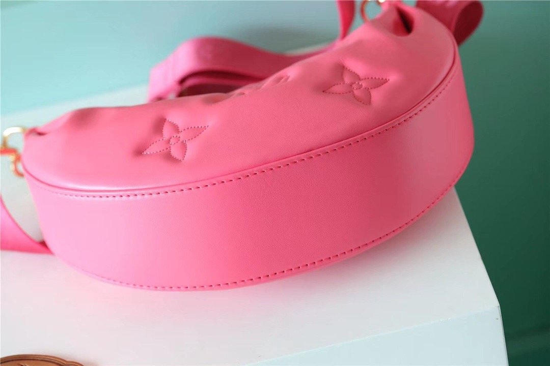 Top Quality Over The Moon Bag Handbags For Women In Dragon Fruit Pink 10.8in/28cm Top Quality M59915