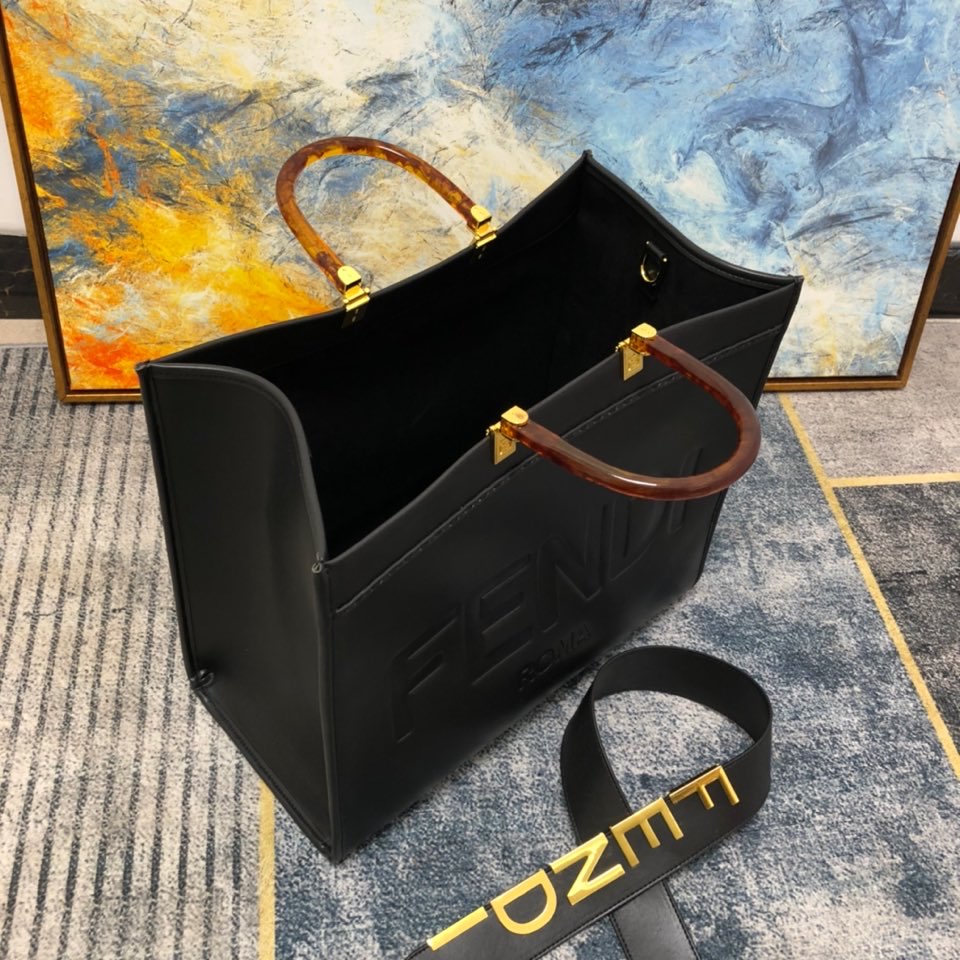 EN - New 1:1 rep Lux Bags FEI 260