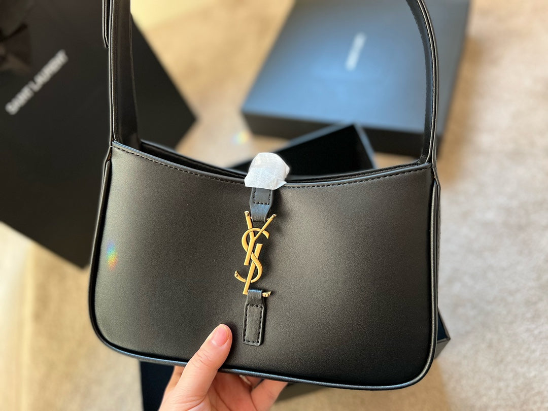 EN - New 1:1 rep  Bags SLY 220