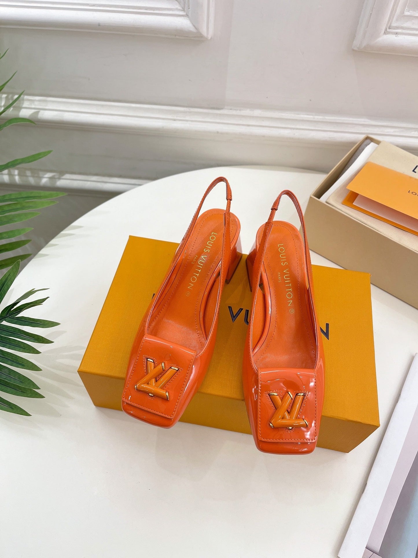 New 1:1 rep LUV High Heel Shoes 030