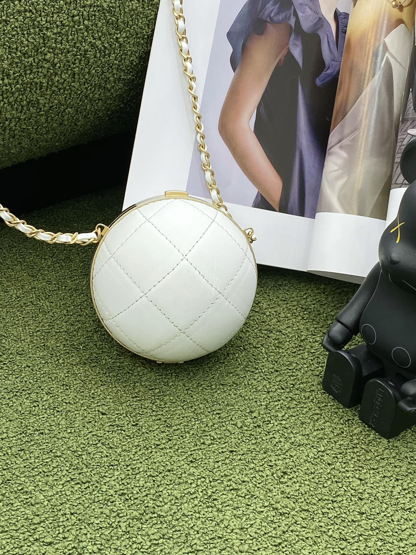 CHL Ball Bag White and Gold Chain Bag For Women 23.5cm/95in