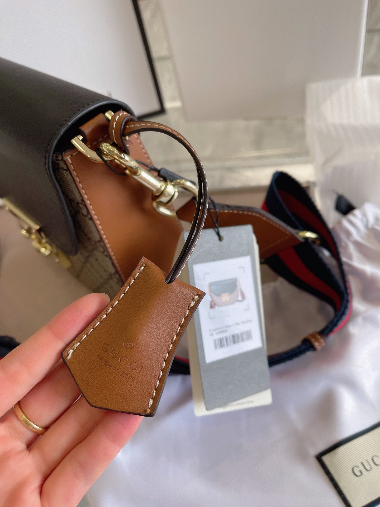 EN - New 1:1 rep  Bags GCI 238