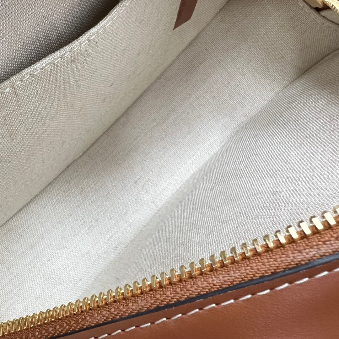 Top Quality Oval Bag Cuir Triomphe In Textile Natural / Tan For Women 8in/20cm 198602DU8.02NT