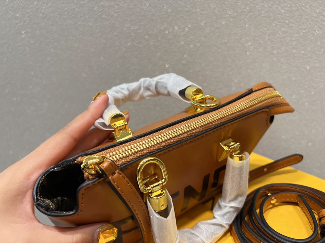 EN - New 1:1 rep Lux Bags FEI 275