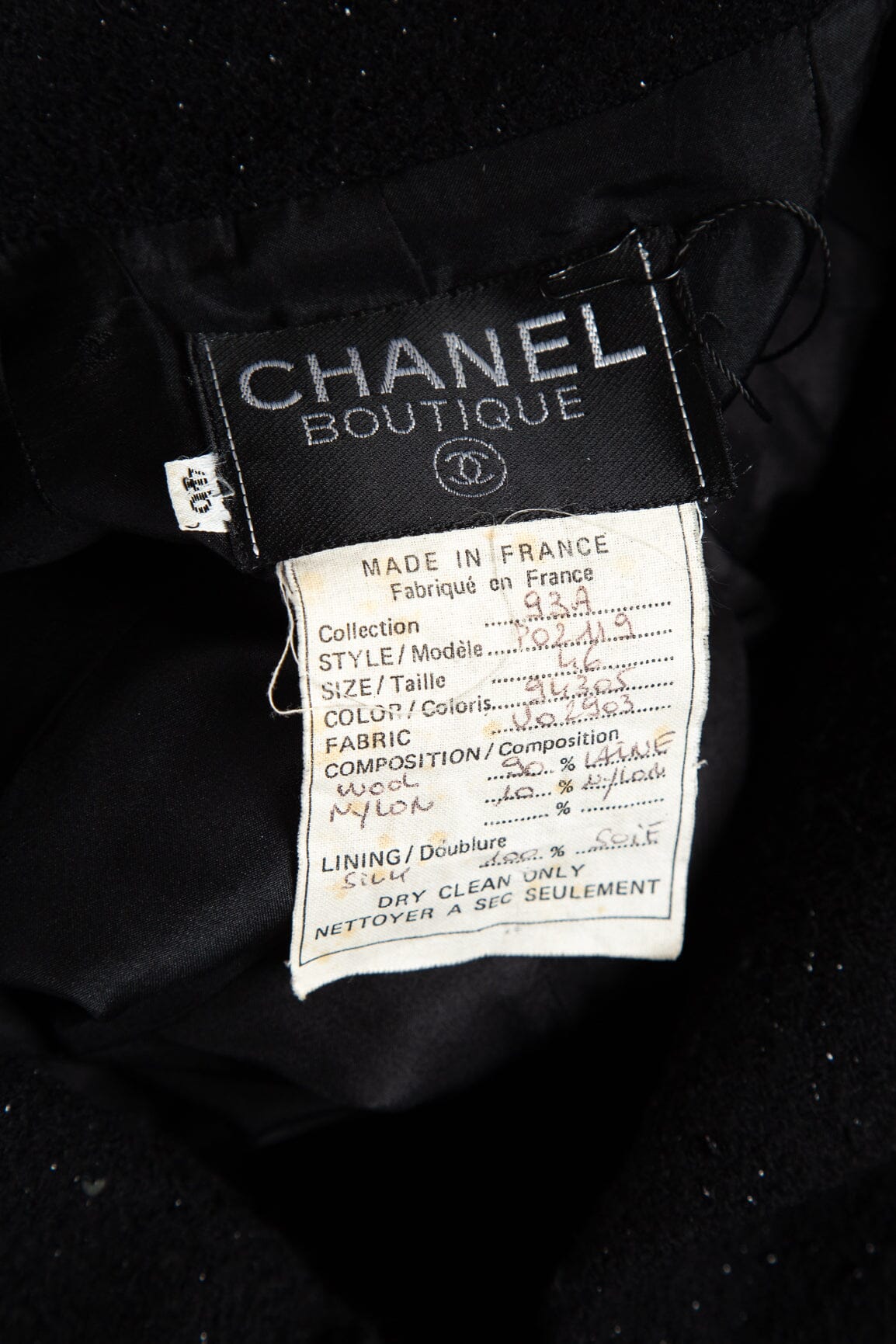 Chanel   1993 Autumn Black Glitter and Sequins Detail Jacket SZ 46