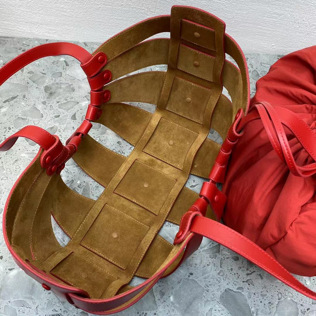 Top Quality MeTop Qualityum Shoulder Bag Red, For Women, Women’s Bags 8.6in/22cm
