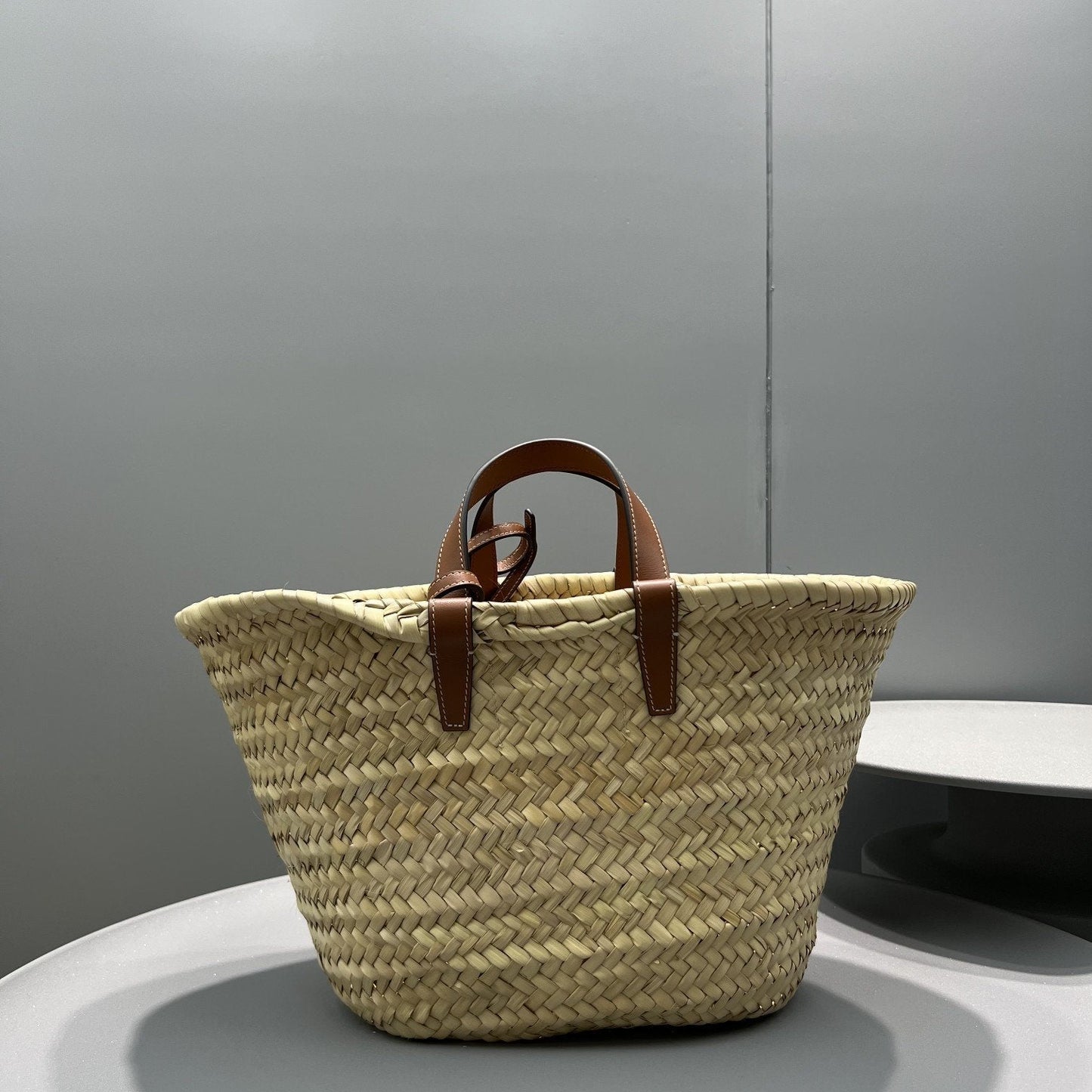 Top Quality Teen Triomphe Top Quality Classic Panier In Palm Leaves With Heart Patch Brown For Women 10in/25cm 194002DUI.04LU 