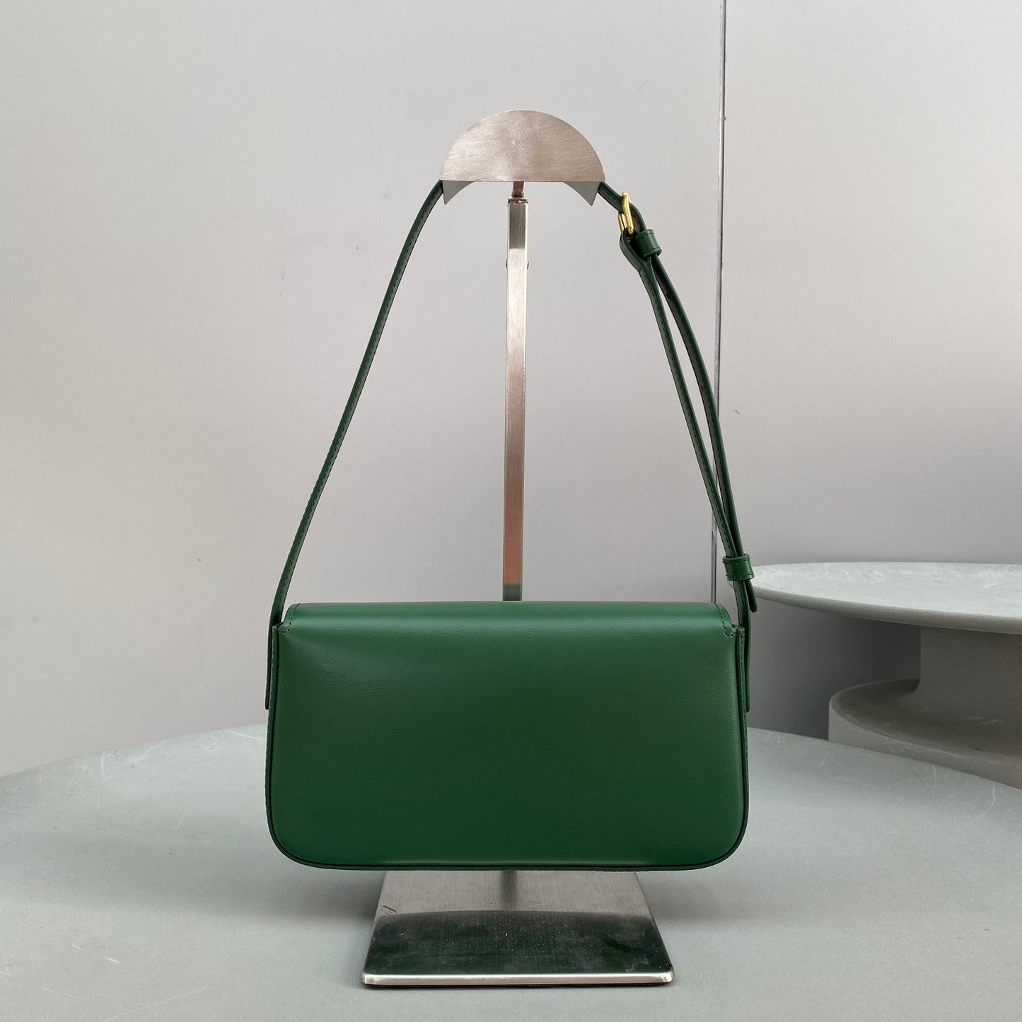 Top Quality Triomphe Shoulder Bag Green For Women 8in/20cm 